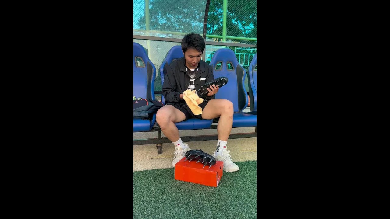 “新鞋”到了，试试脚感。