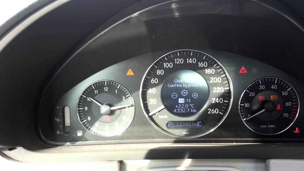 Set the TIME/CLOCK on a mercedes
