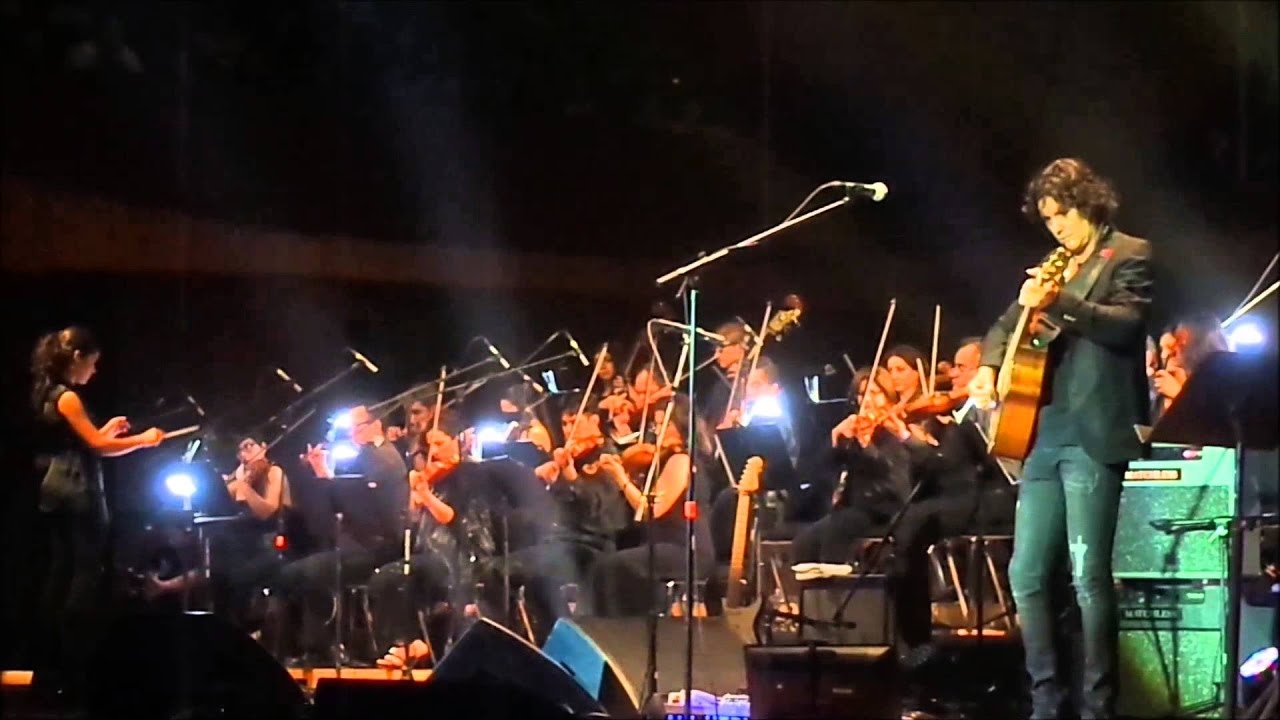 SAÚL HERNÁNDEZ EN LA SALA NEZAHUALCÓYOTL 02-MAYO-2013. ADIOS]