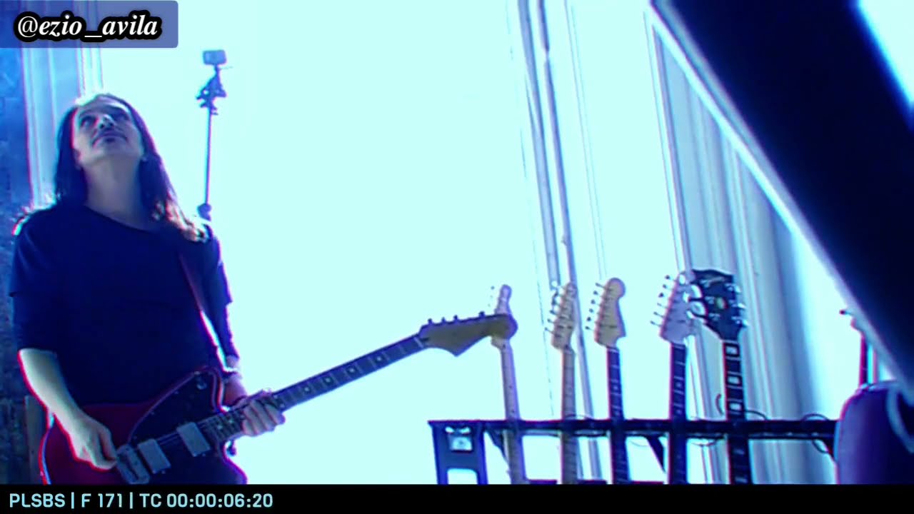 Placebo Surrounded By Spies    ( subtitulado )