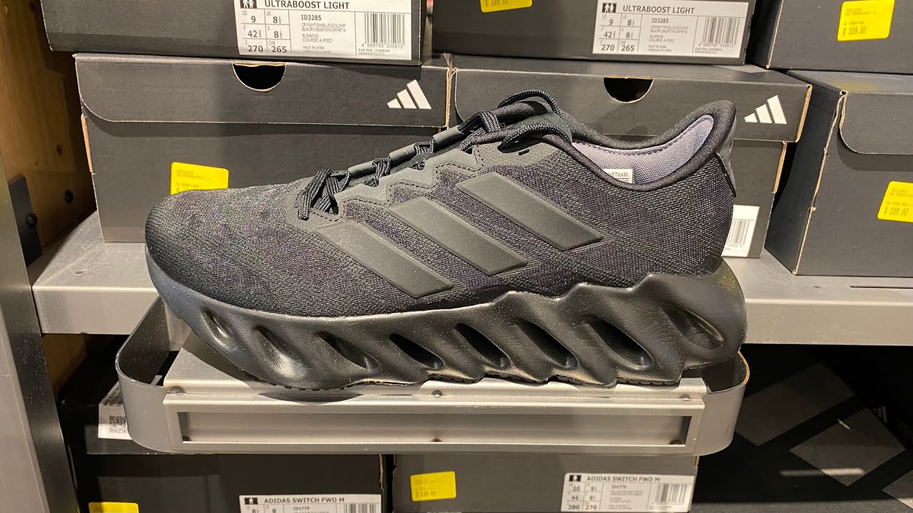Adidas Switch FWD (Core Black/Core Black/Carbon) - Style Code: ID1779