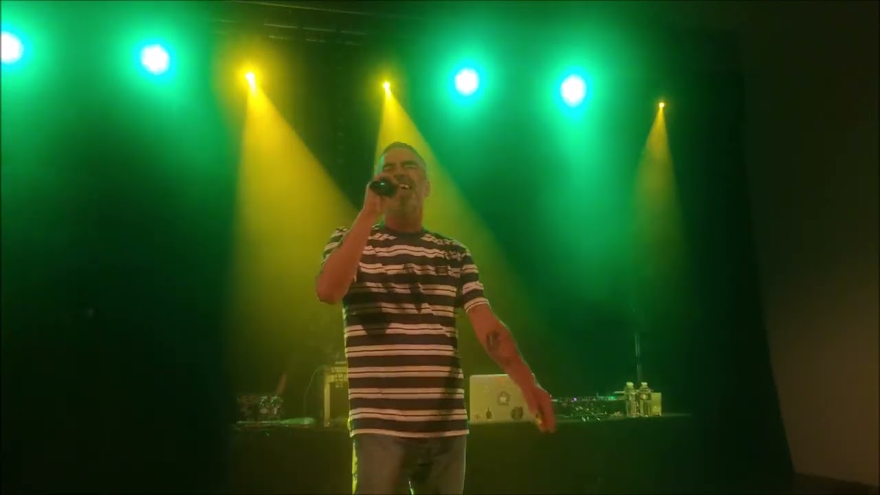 Pierpoljak & Dj Judah roger à l'occasion de leur passage à la salle des fètes de vonnas dans l'ain