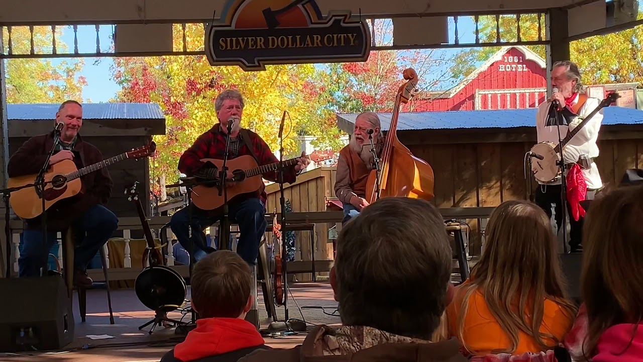 The Homestead Pickers LIVE “Your good enough for now” Silver Dollar City Branson MO 10.27.18