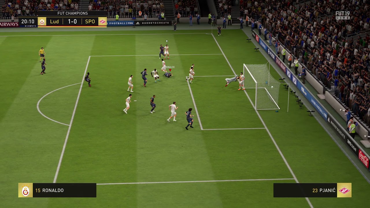 FIFA 19 fut champions weekend league unstoppable Cristiano Ronaldo corner kick goal