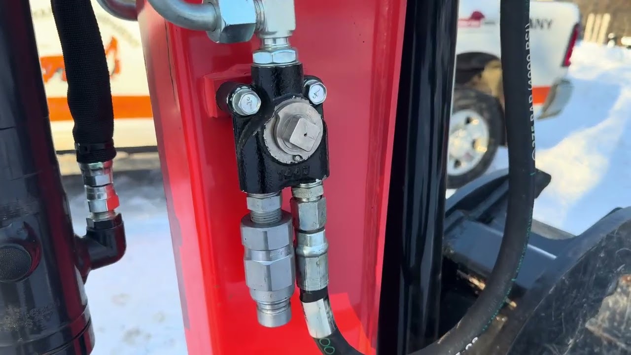 Tips on swapping buckets on Kubota excavator 