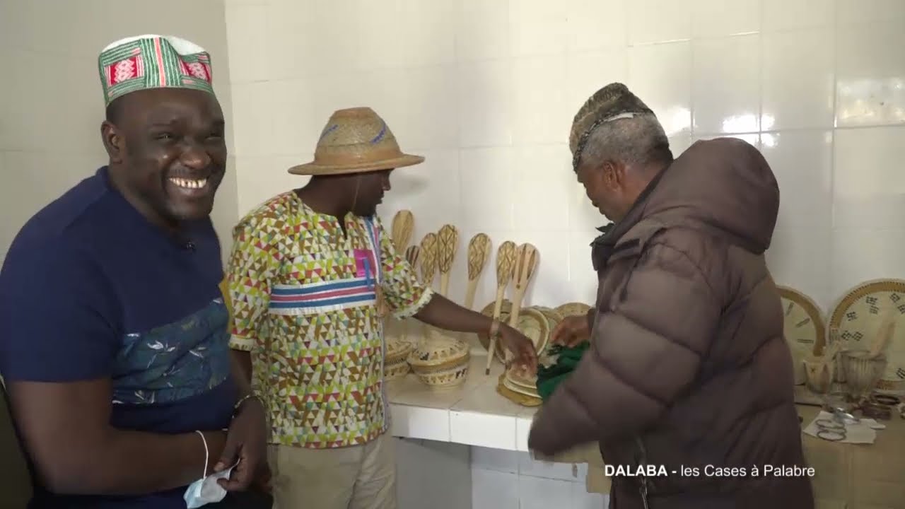 ET SI C'ETAIT ÇA LE BONHEUR !  DALABA CASE MYRIAM MAKEBA -  PARTENAIRE FONDATION ORANGE GUINEE