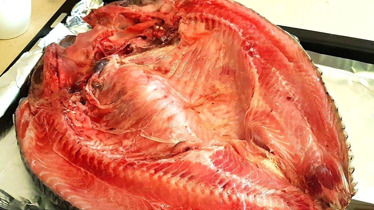 شوي سمك بالتمر الهندي مع التمن الأحمر (ام عمار للأكلات العراقيه)