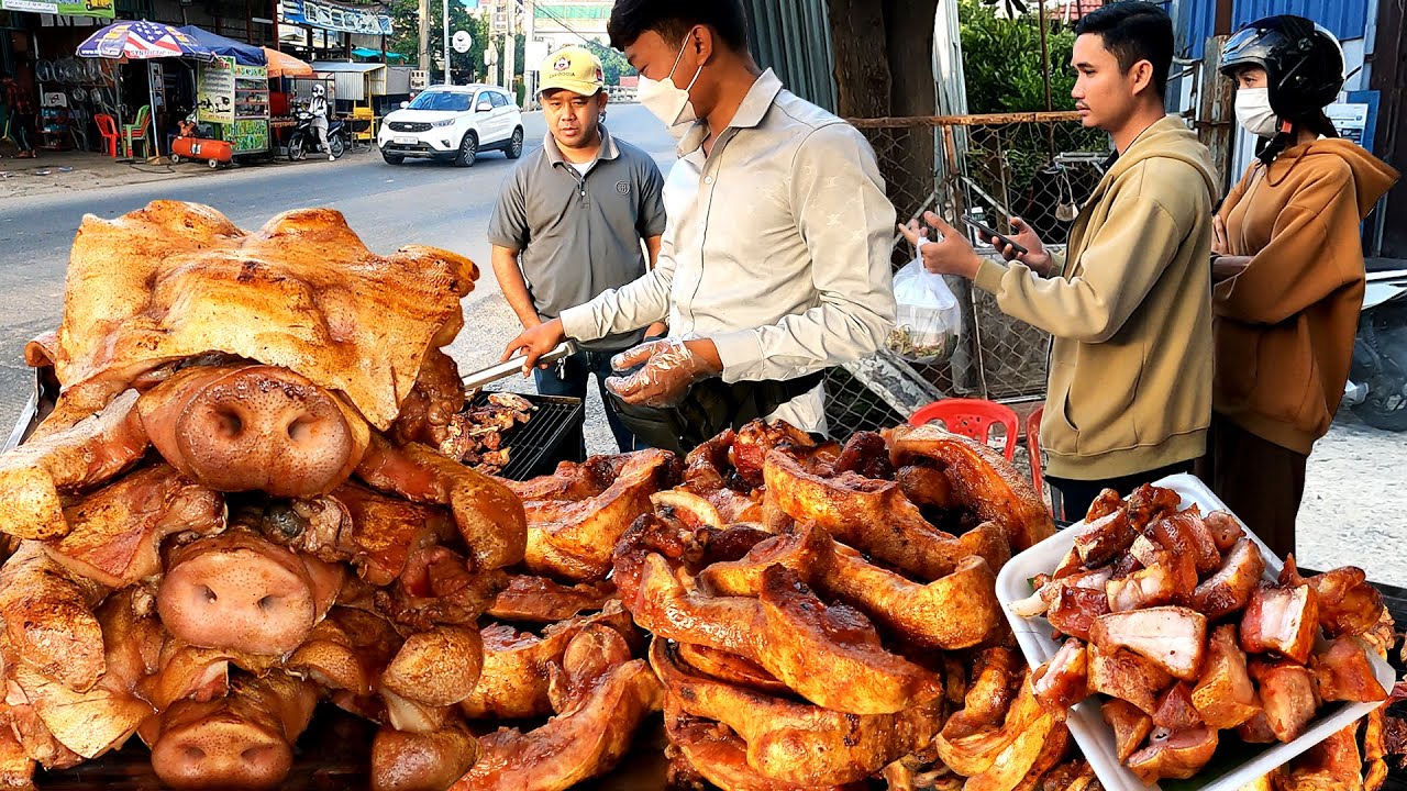 Have You Ever Tried It? The Crunchiest Roasted Pig Nose! Cambodian Street Food