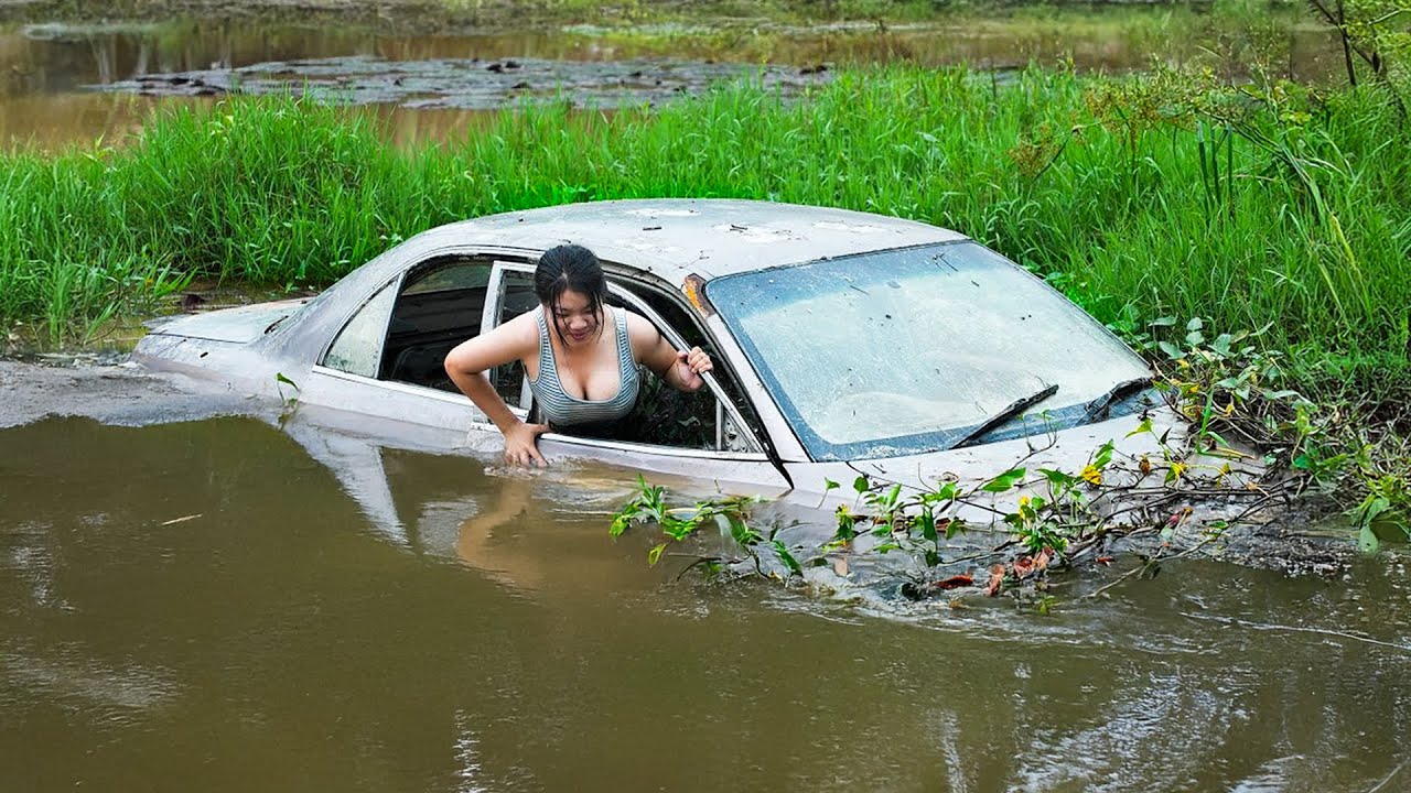 Female Genius Challenge: Old Abandoned Rusty Cars Left Behind. Completely Restored by the Girl