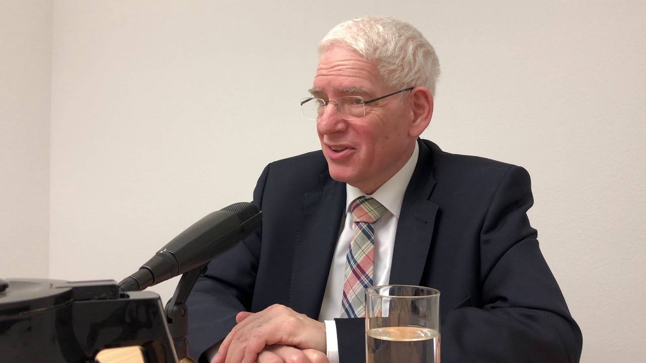 Meet a Jew (1) - Sind Sie religiös, Herr Schuster?