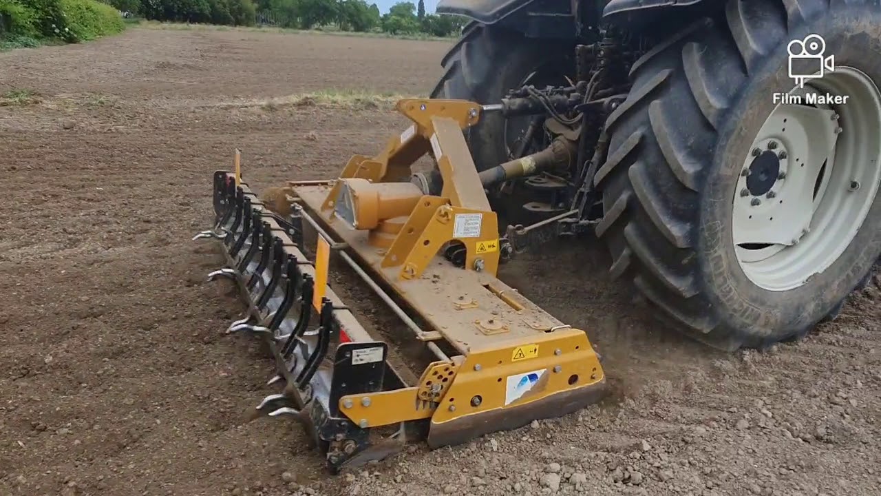 Preparazione terreno / Valtra N121 / Alpego 2.5m