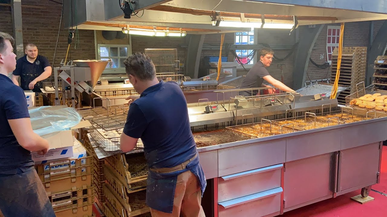 Oliebollencircus in de Markthal in Didam staat weer in de startblokken
