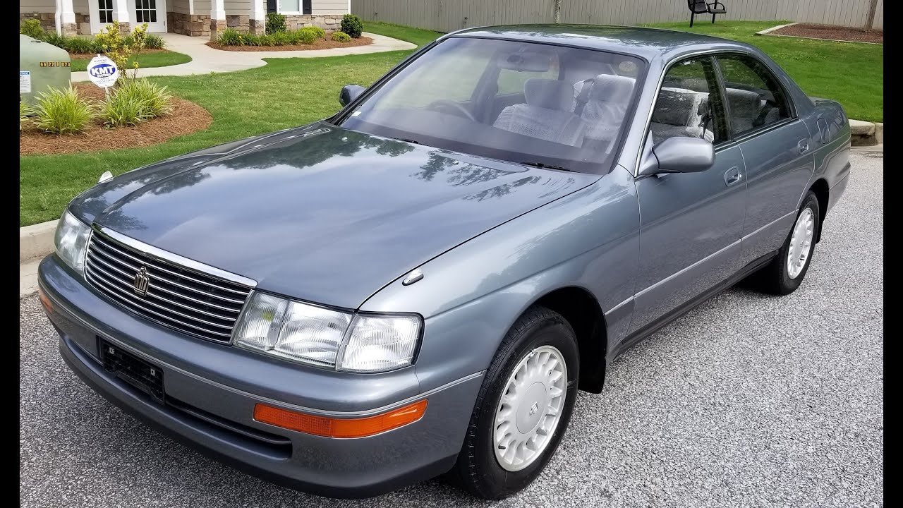 1992 Toyota Crown Royal Saloon