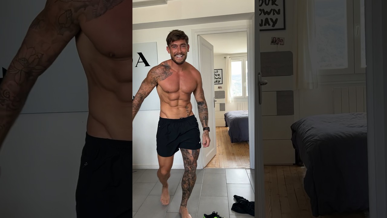 After run wanna smell my socks ?! 🧦🤪 
