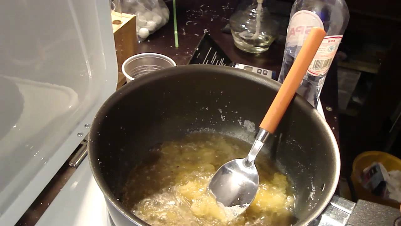 Molten KNO3 Smoke Bomb Tutorial [MOVED]