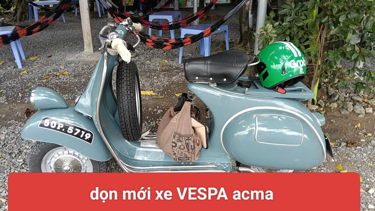 Sơn làm mới xe VESPA CỔ ACMA cho khách ở SÀI GÒN