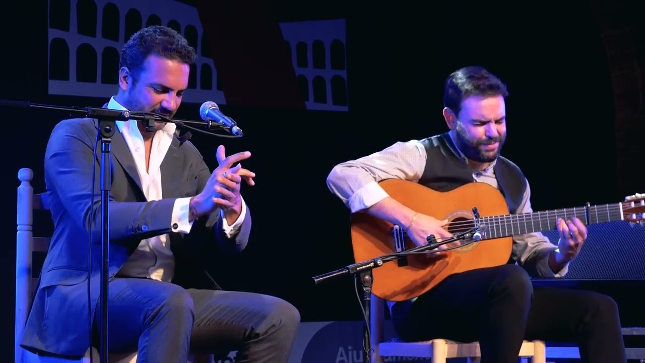 Dani de Morón y Jesús Méndez (Solea por bulería) en el Festival DESVARÍO · FLAMENCO 21 NOU BARRIS