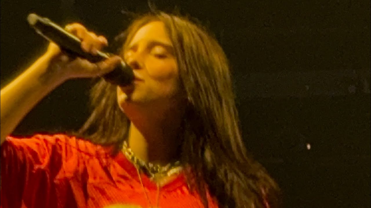 Billie Eilish - birds of a feather - live in Quebec City - opening night of the HMHAS tour