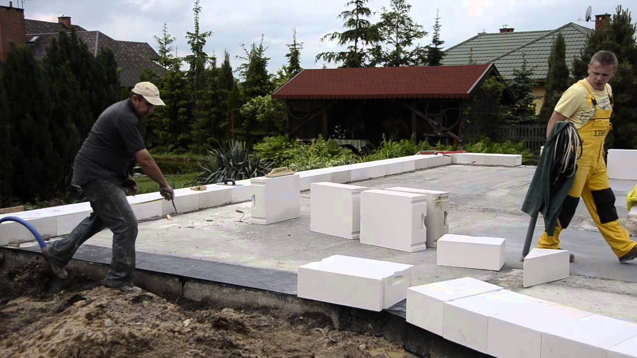 P&oacute;łokrągła ściana z bloczk&oacute;w YTONG ENERGO 48 cm