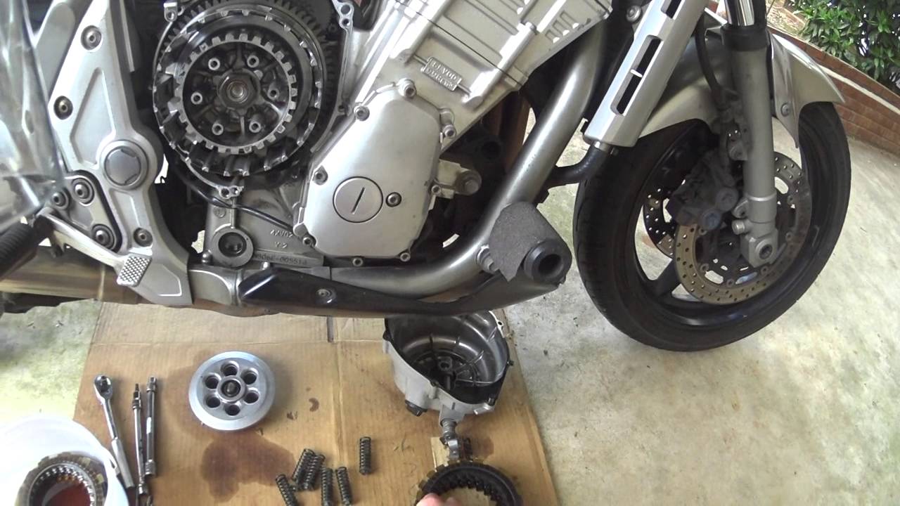 How to replace a 2002 Yamaha FZ1 Clutch ( Gen 1)