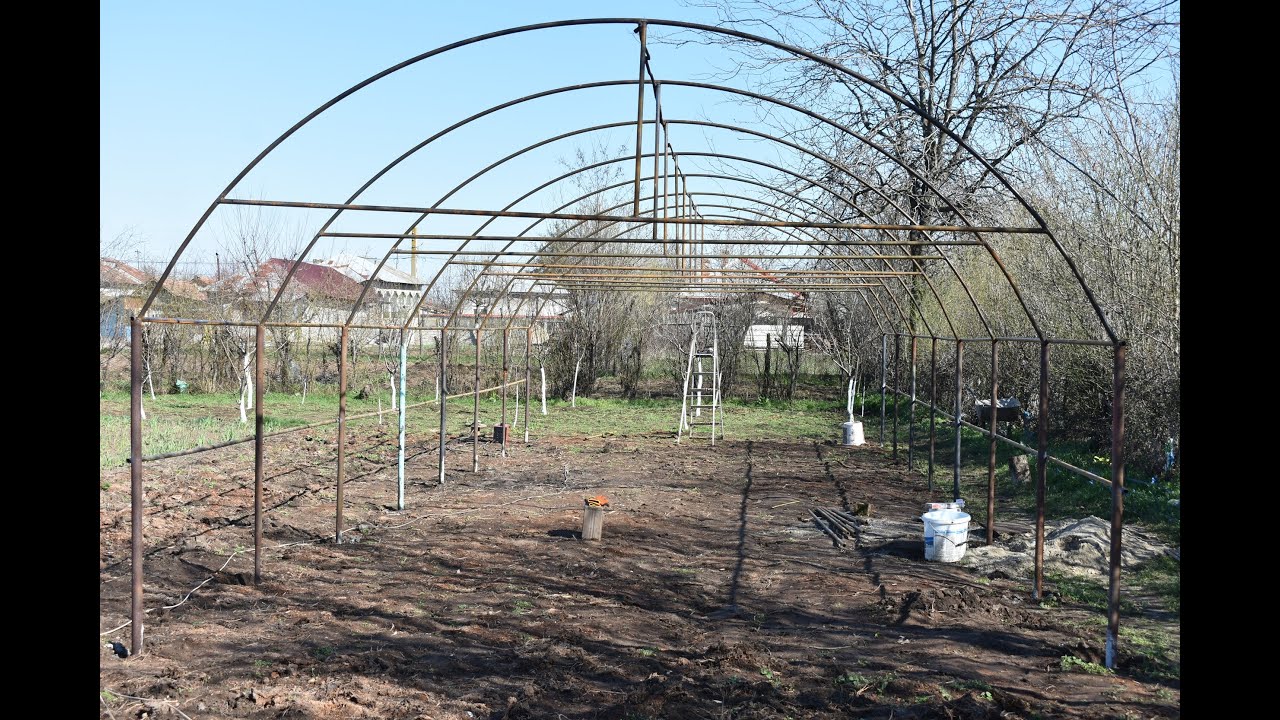 Solar pe arcade / Lucram la un nou proiect in gradina.