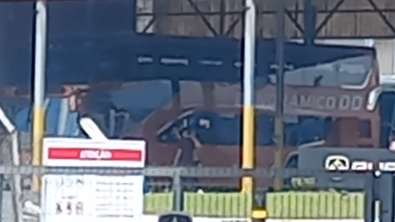 Movimento De Ônibus Na Fábrica Da Busscar Com Mais Novidades Mais Panorâmico DD Vindo Ai