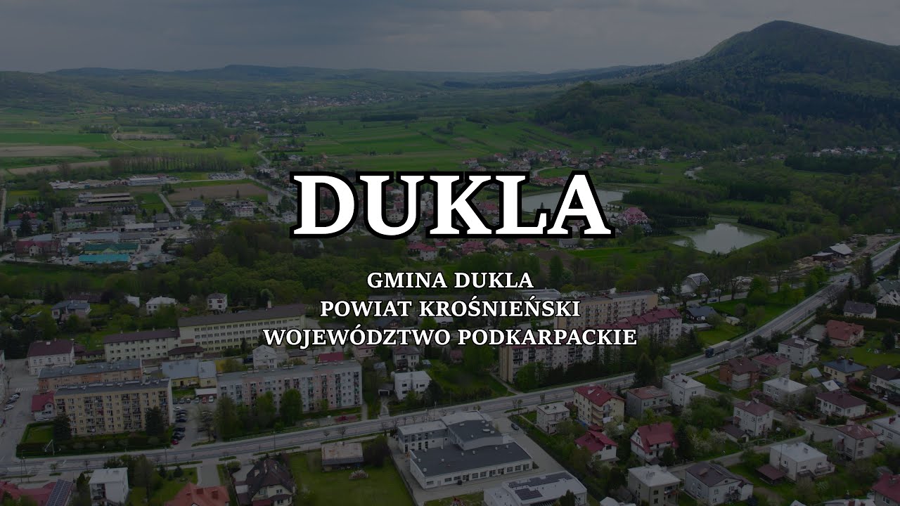 Panorama Dukli znad obiektów MOSiR-u. W okolicy również Nadole, Teodorówka czy Cergowa | maj '23
