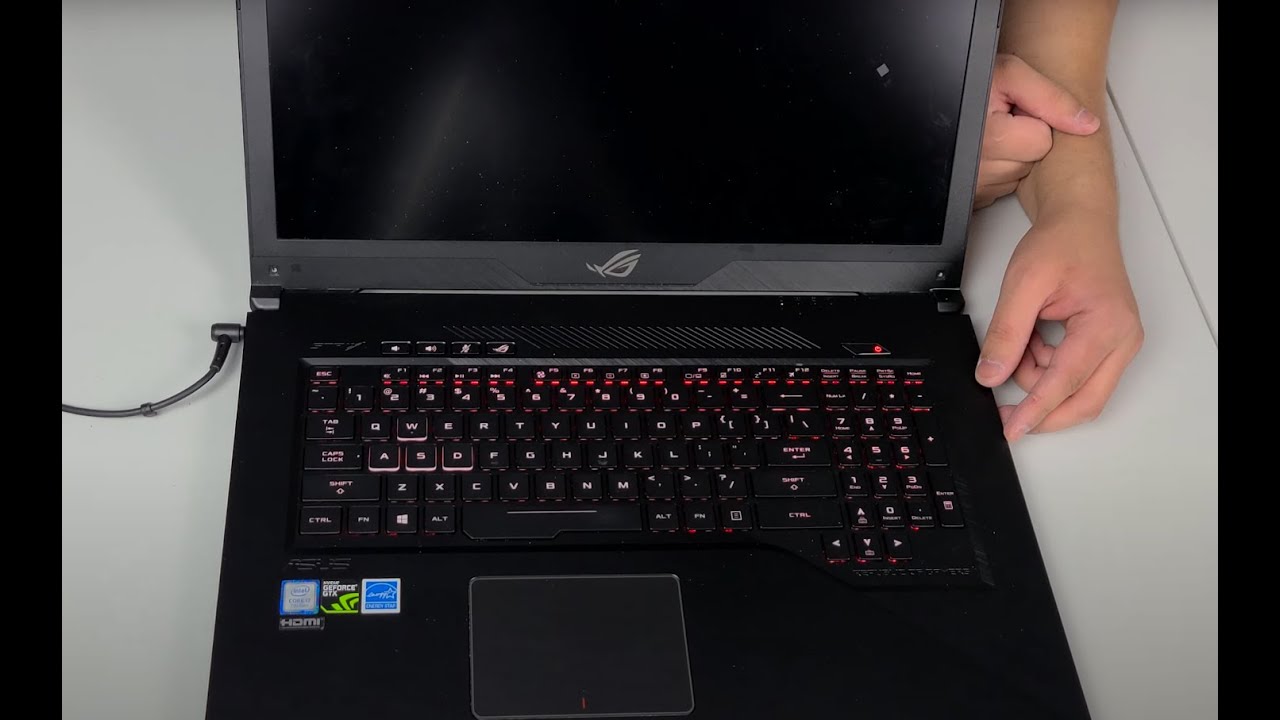 Graveyard Computers E1 Asus ROG Strix GL703VD