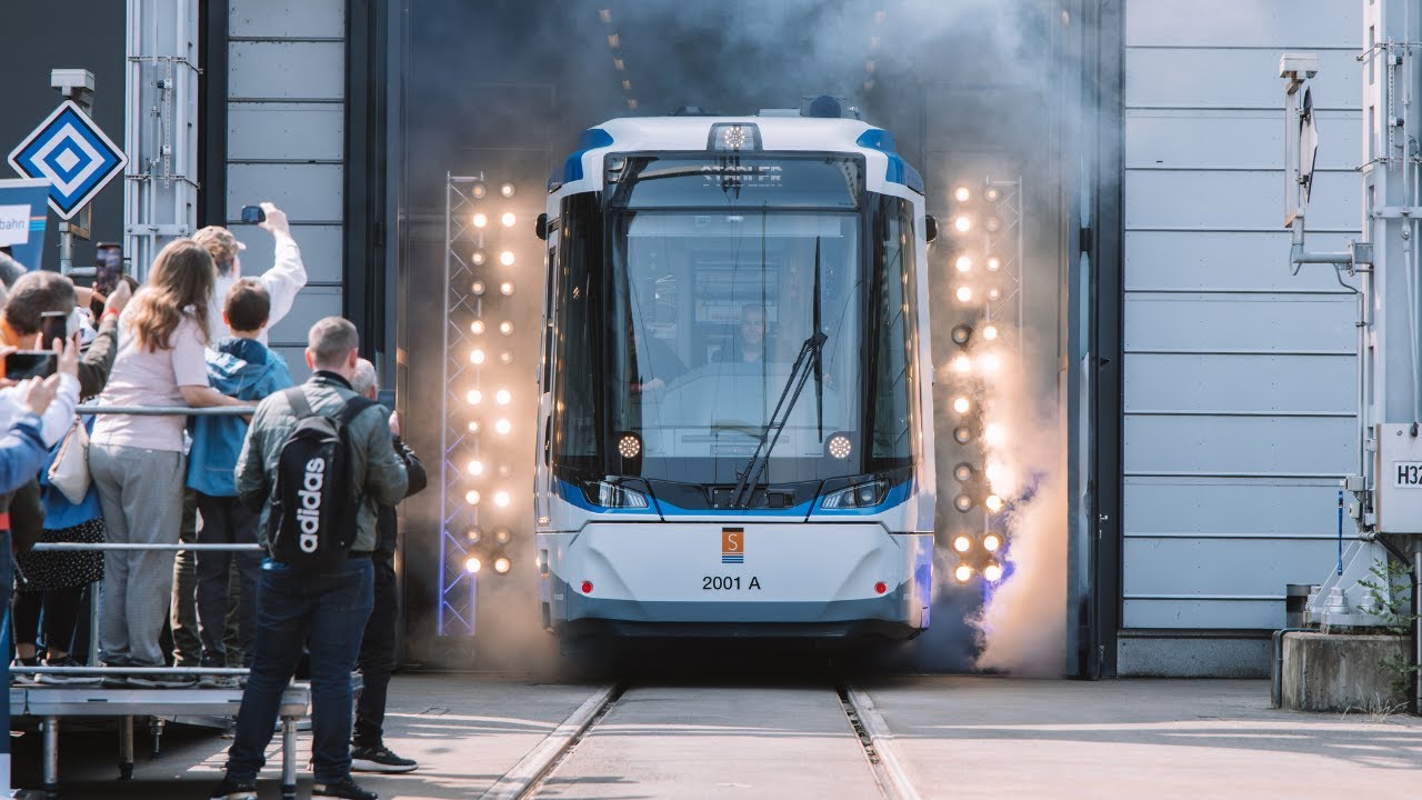 Der Zukunft ein Stück näher – Die neue Saarbahn ist da!