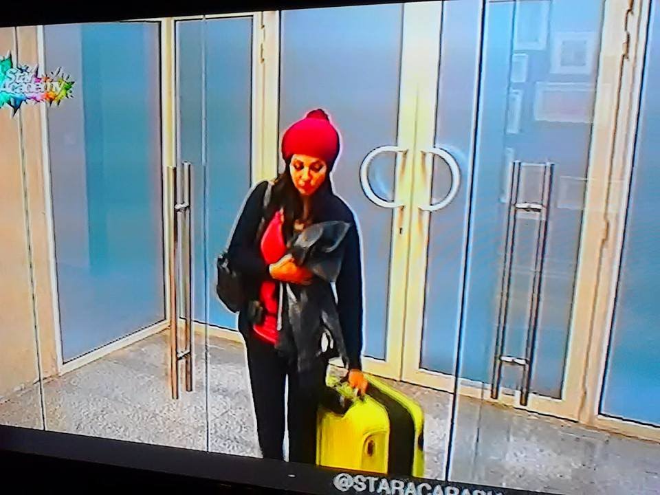 لحظة وصول ابتسام تسكت من السفر ودخول الى الاكاديمي ستار أكاديمي 10