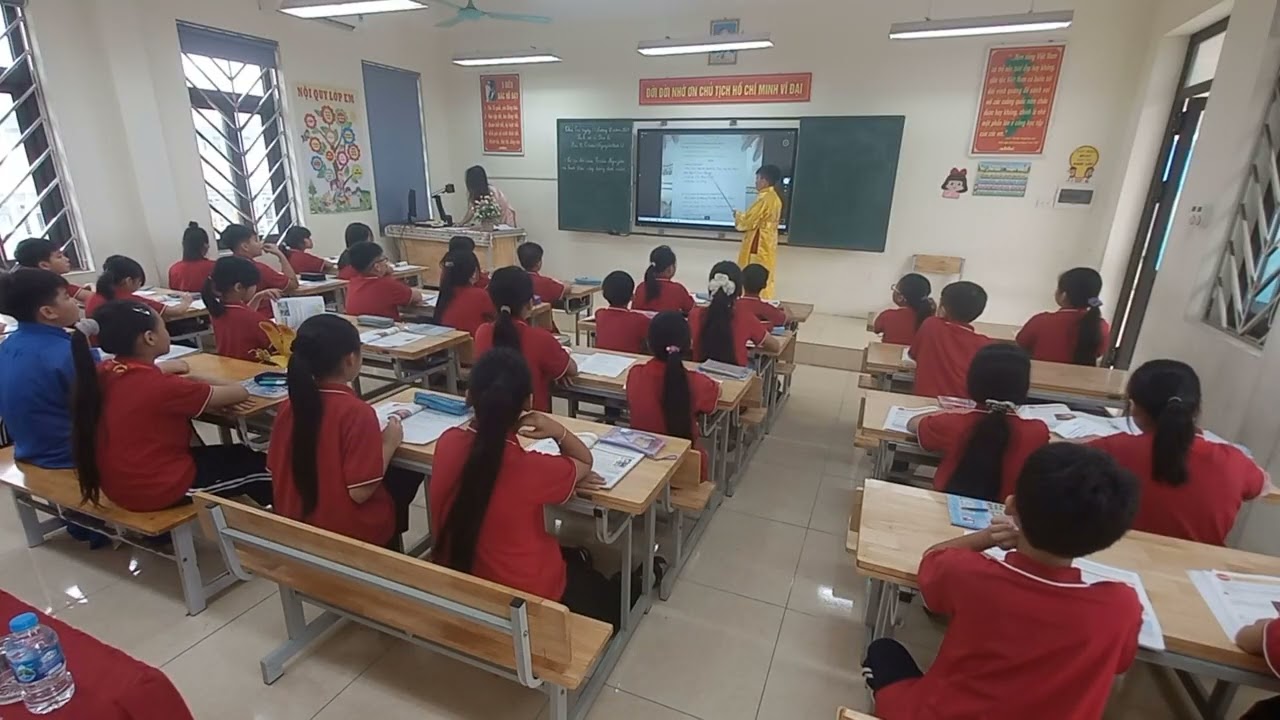 GV Nguyễn Thị Diệu Hoa   Lịch sử   Địa lý