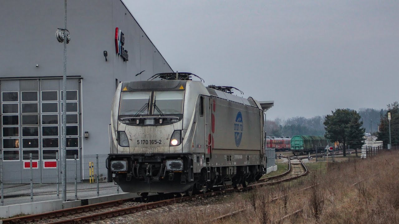 E594 015 Orion Rail na silniku dojazdowym w Wągrowcu