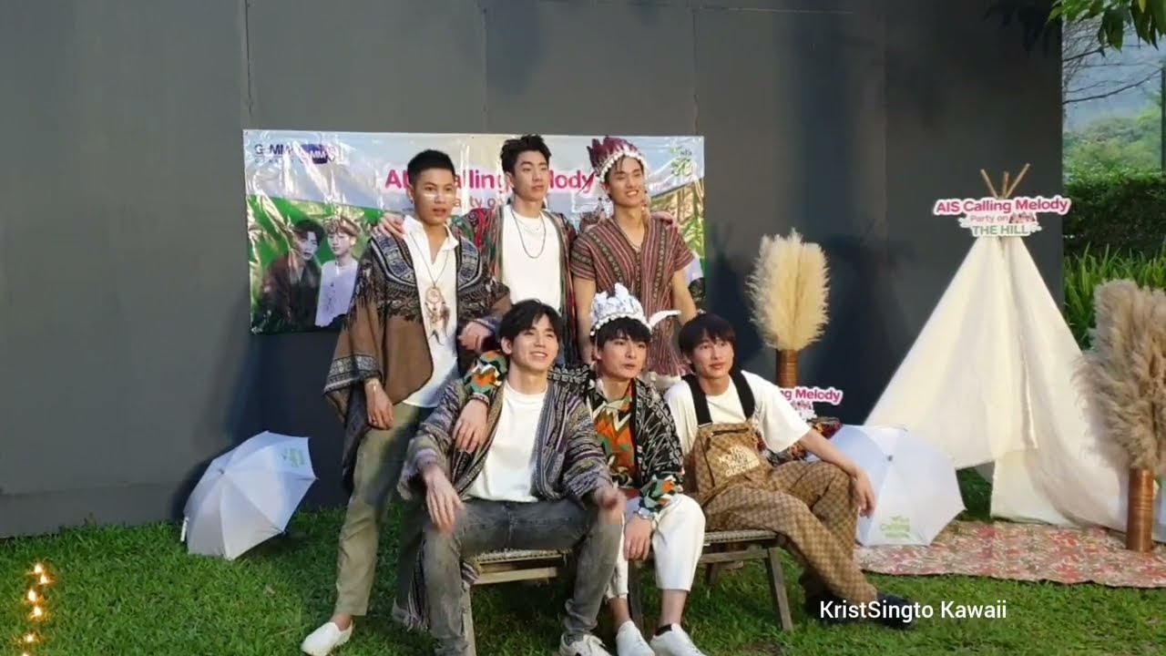 Krist&Singto - ถ่ายรูปรวมศิลปิน งาน AIS Calling Melody Party on THE HILL @ เขาใหญ่ 12/03/22