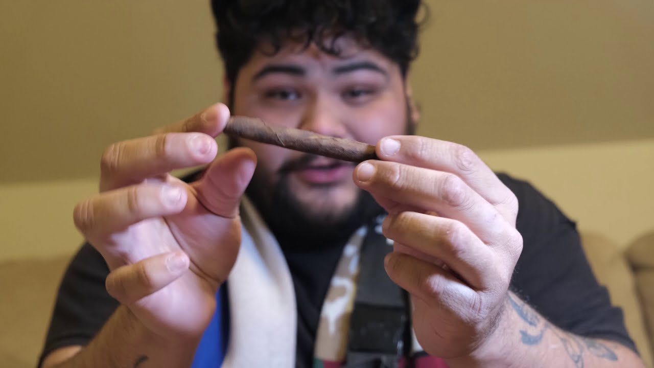 Nazz- How To Roll A Brother's Broadleaf, Paxton Pearl (Shot By Playboih)