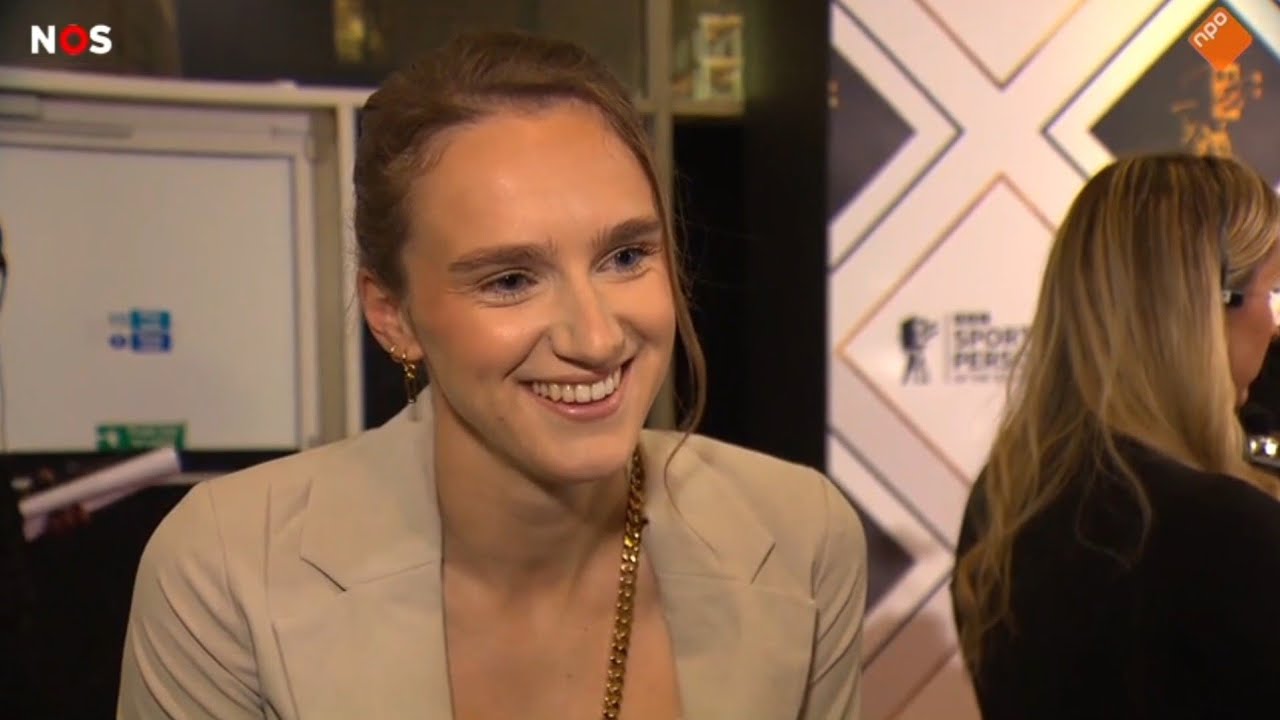 Vivianne Miedema At The BBC SPOTY Awards 2022 (English Subtitles)