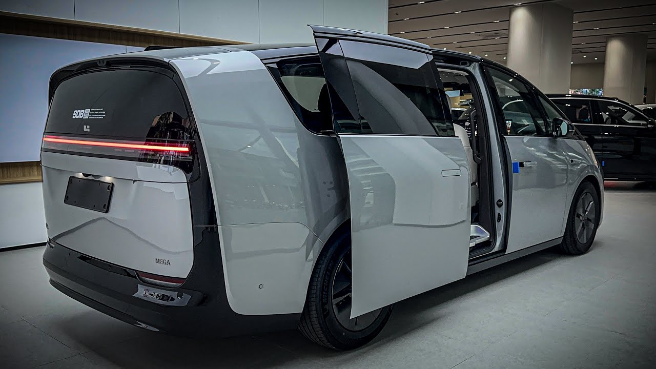 All-New Lixiang Mega (2025) - Great Family Luxury MPV Sky Roof | Exterior And Interior