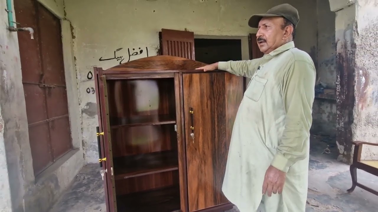میری بنائی ہوئی نئی میڈیم سائز, خوبصورت اور پائیدار الماری