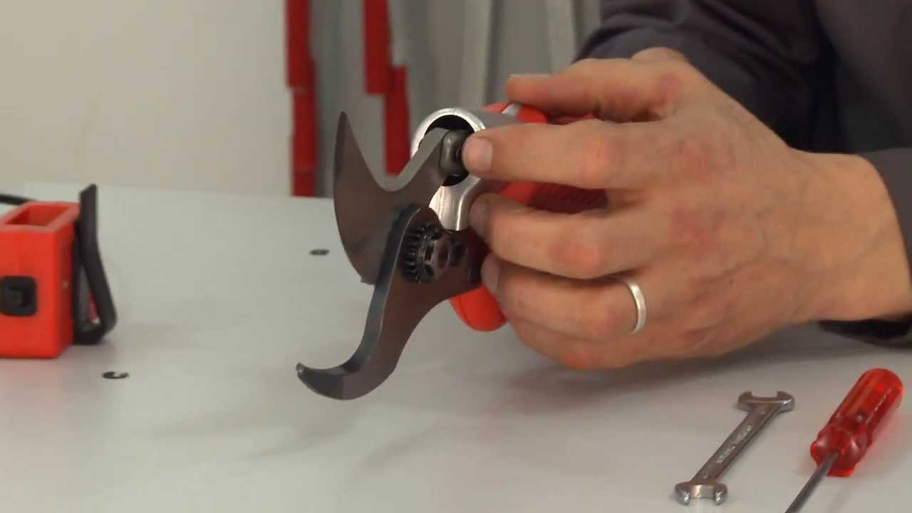 FELCO 820 Budama Makası Bıçak Değişimi