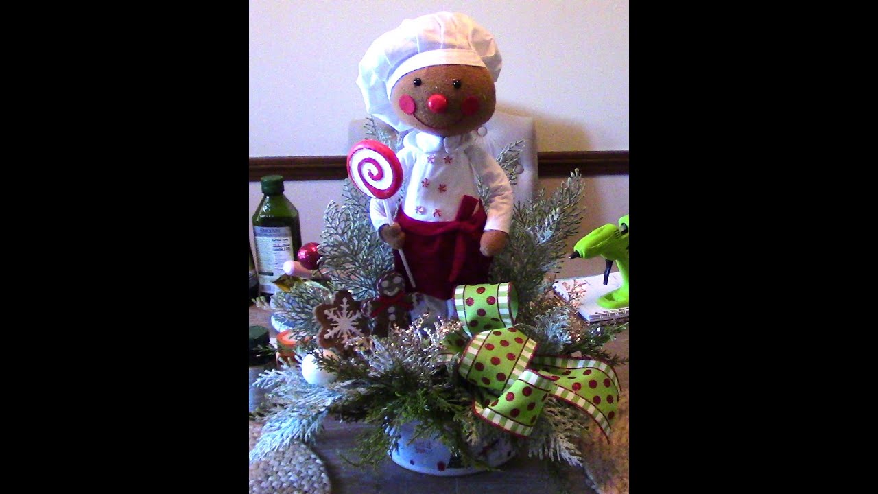 Christmas Decorate; Episode 3  Kitchen Table Centerpiece