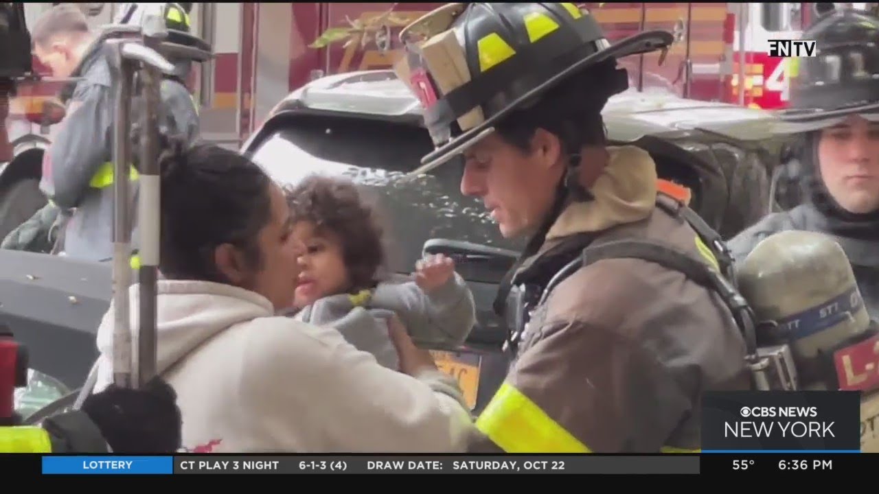 Firefighters rescue mother, daughter from Bronx building blaze