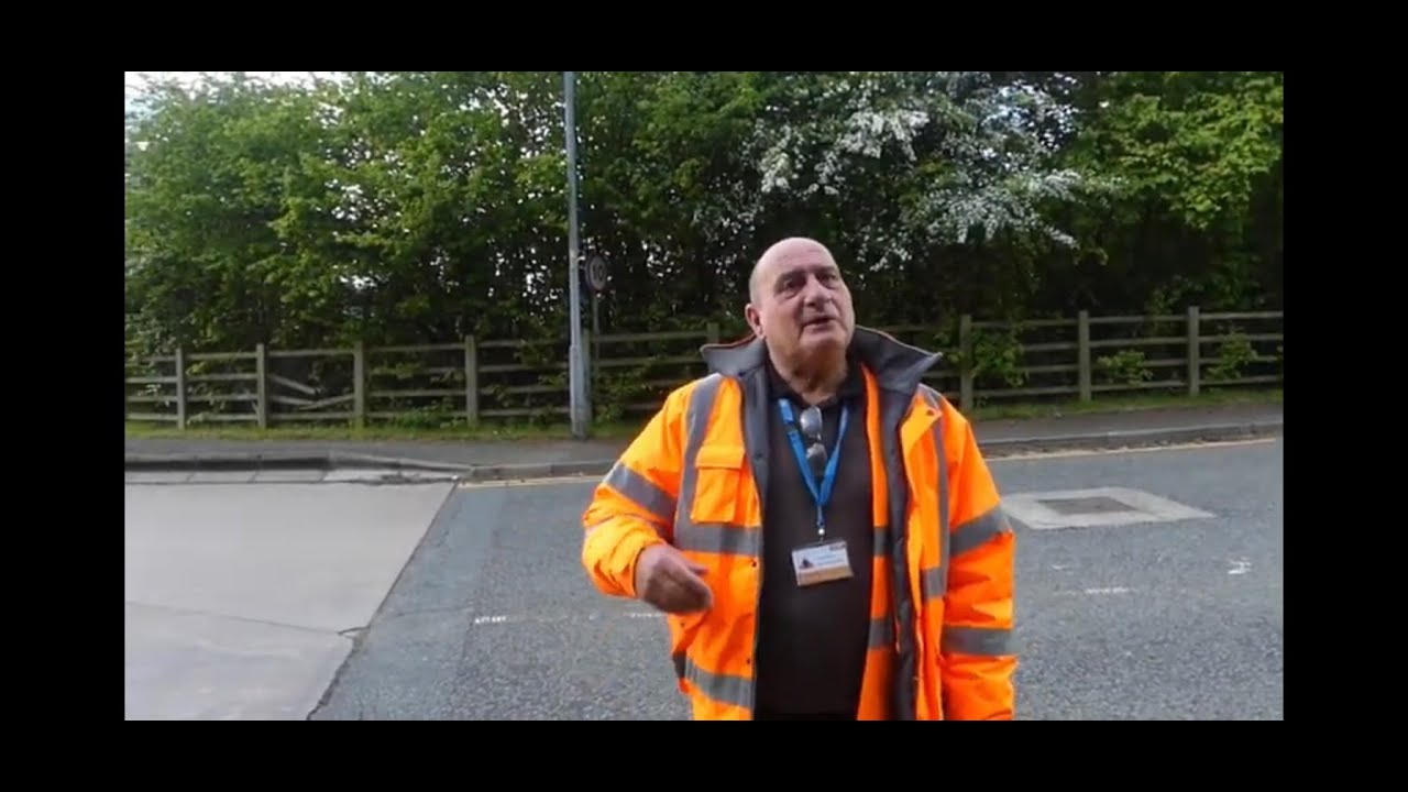 B&M Distribution Centre Audit and Security Colin says he will call the Police Panasonic LUMIX FZ300