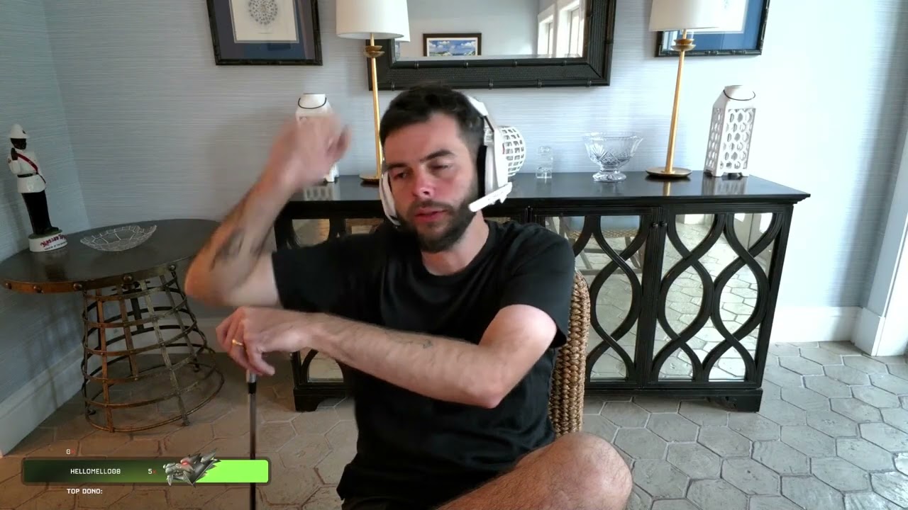 Nadeshot откровенно о том, почему LA Thieves заняли последнее место на Champs, а также о будущем ...