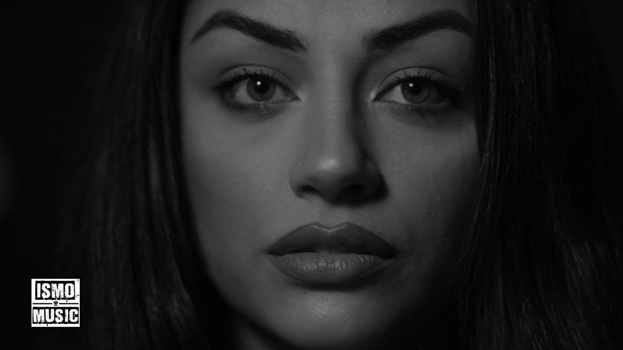 Madina - Mama (Official Video)