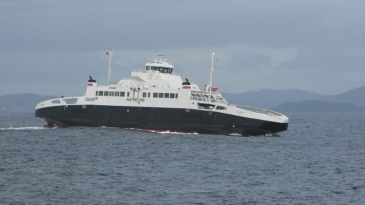 MF Mastrafjord ved Mortavika.