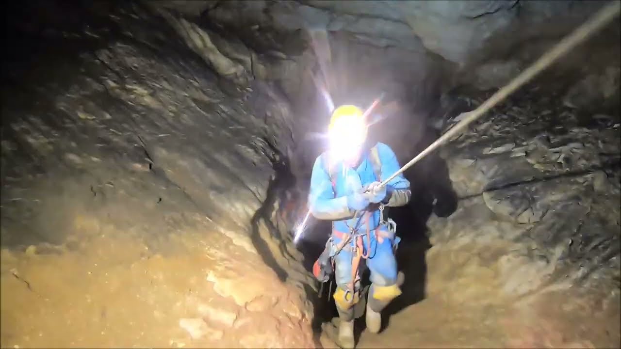 Dent de Crolles - Travers&eacute;e Glaz  / Annette (Buisson / Plateau-des-Petites-Roches, Is&egrave;re 02/11/2024)