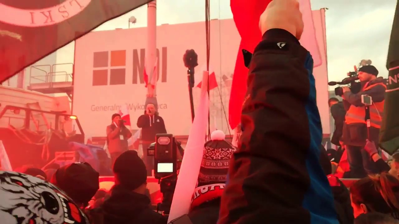 Bzyk i Evtis - Bezimienni (LIVE Marsz Niepodległości 2017)