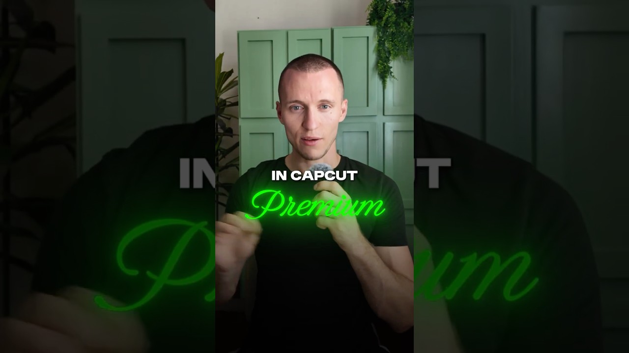 Make this glow effect in CapCut in 10 seconds #capcut #capcutedit #capcuttutorial #capcutediting