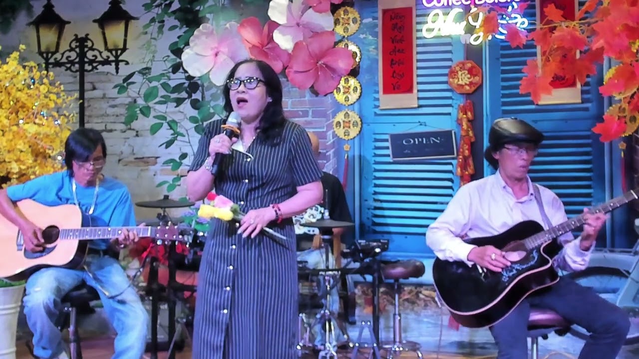 Ngày vui qua mau -  Sáng tác: Nhật Ngân & Đinh Việt Lang -Trình bày : Mai Phượng
