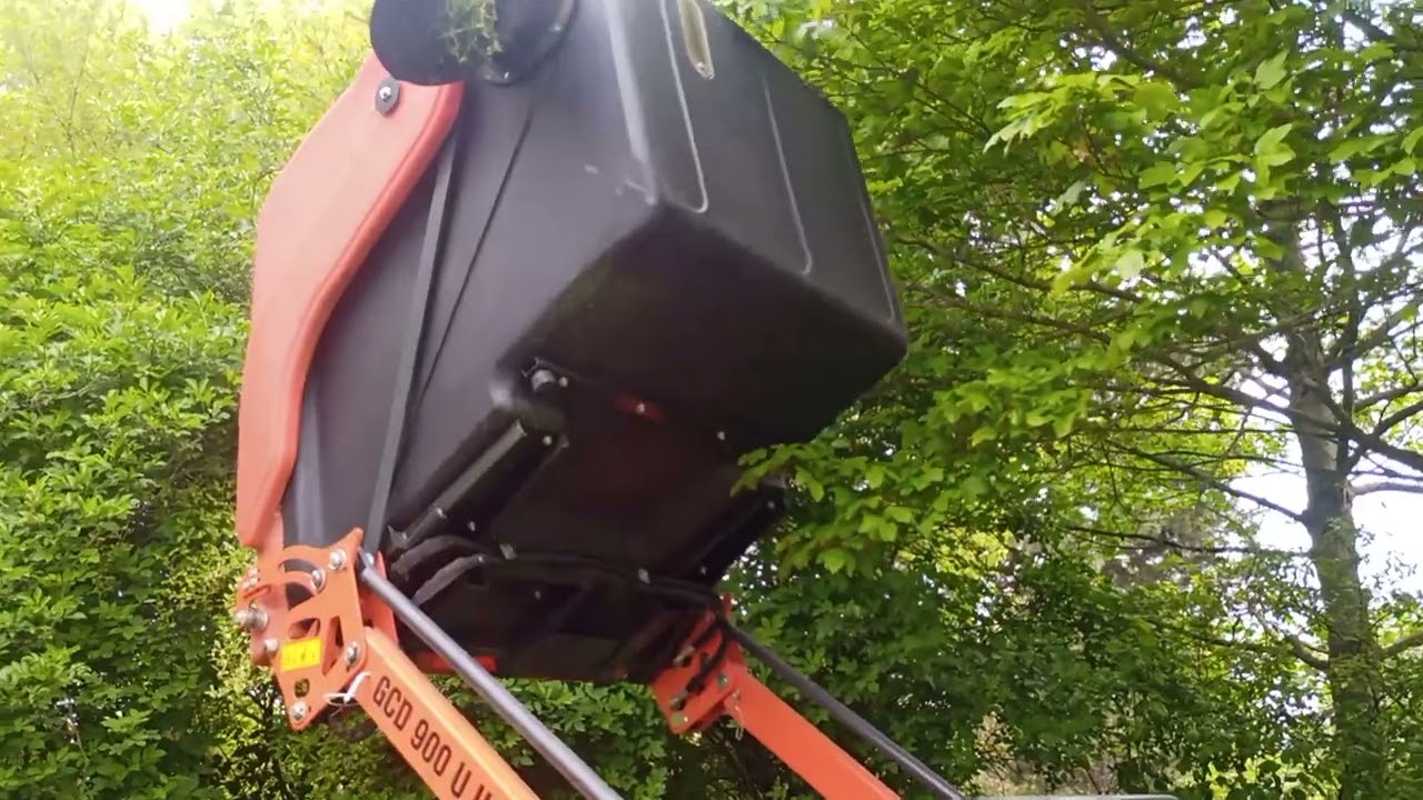 #tondeuse #kubota  F3090 ouverture bac de tonte herbe