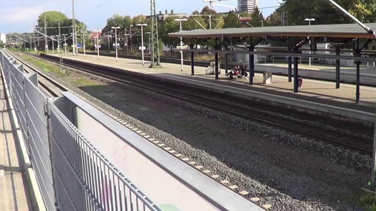 E-lok 145 024-6 DB mit g&uuml;terzug durchfahrt des Soester Bahnhofs